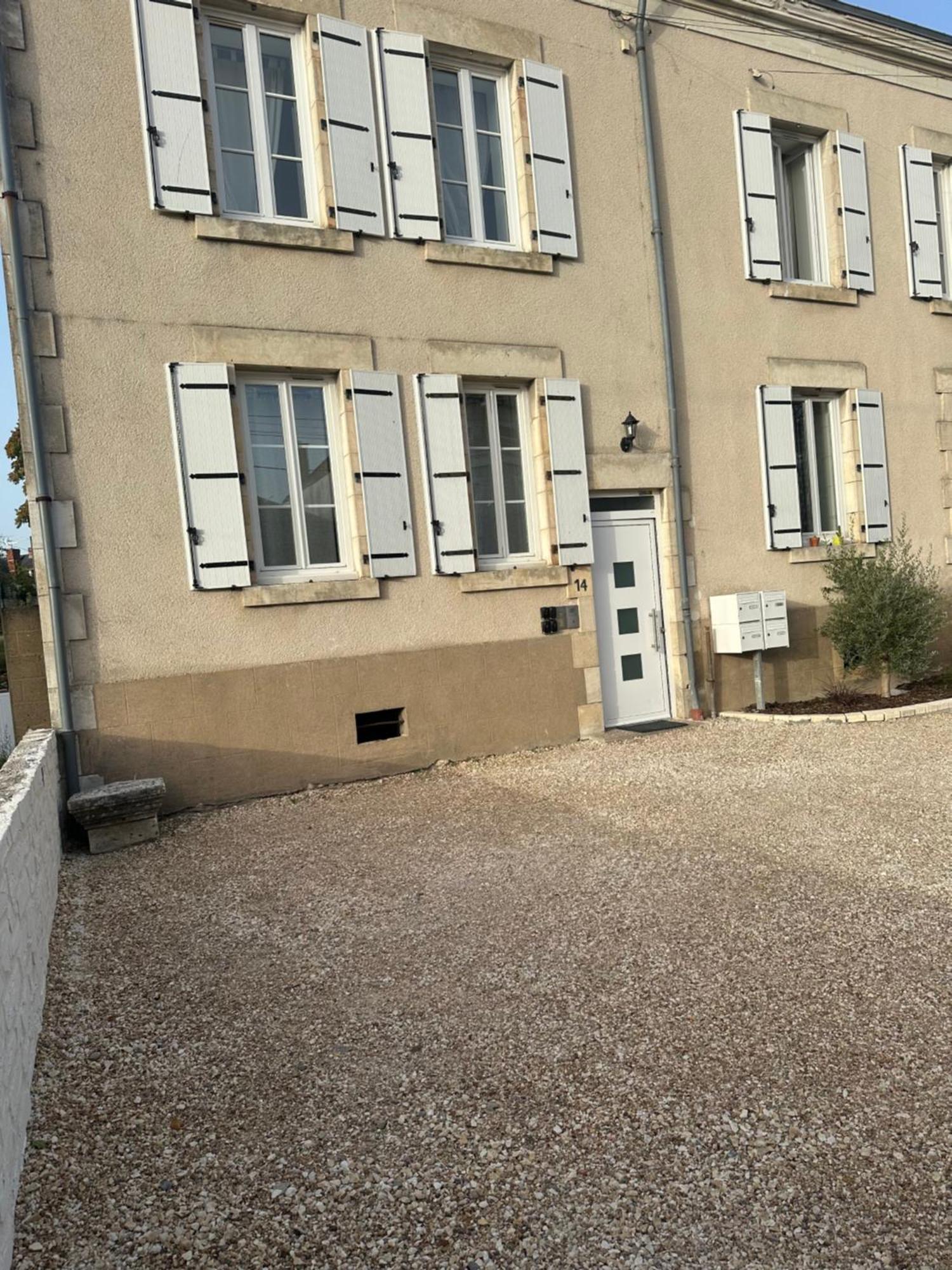 Ferienwohnung Le Jean Jaures Arrivee Autonome Vierzon Exterior foto
