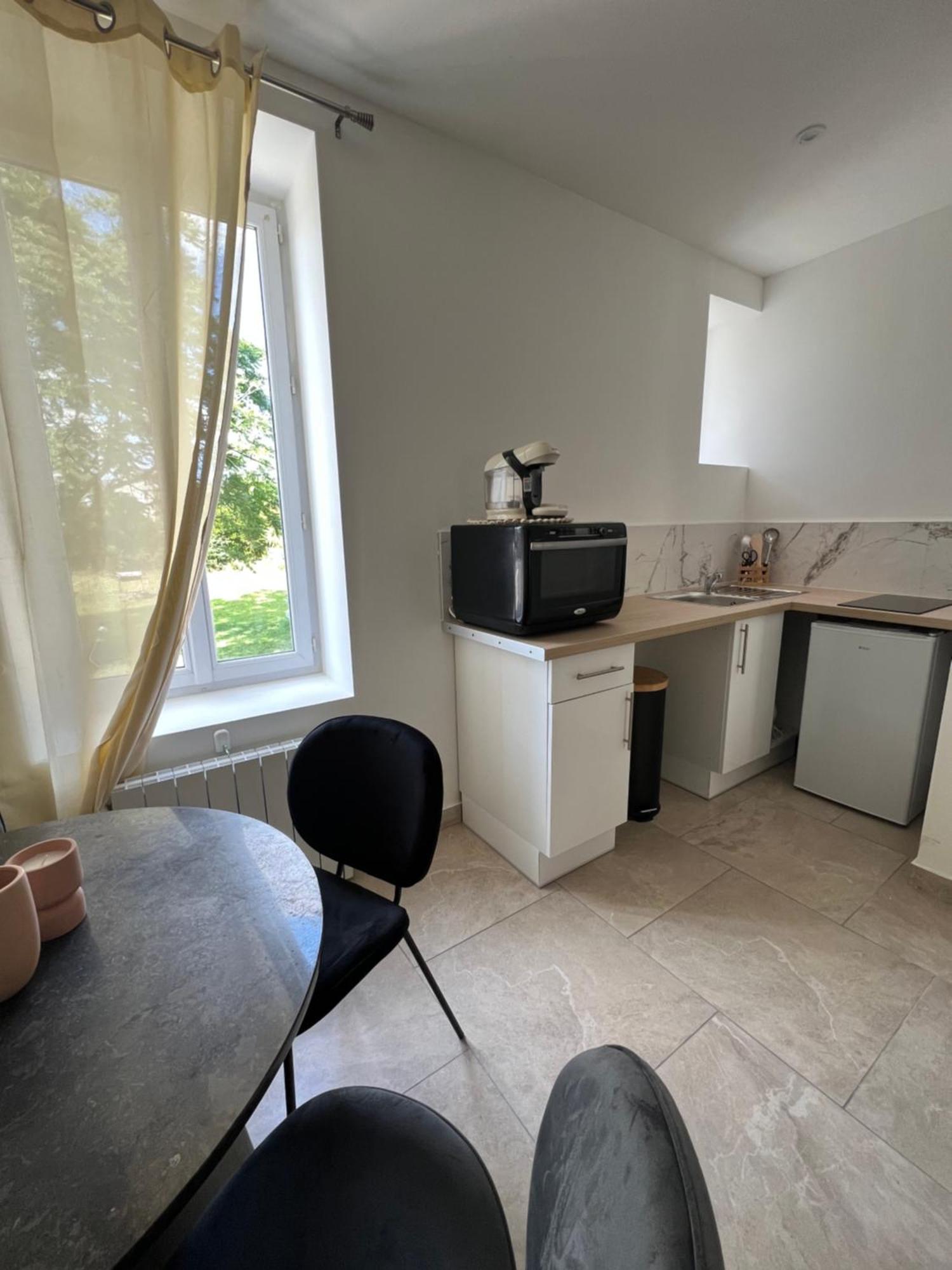 Ferienwohnung Le Jean Jaures Arrivee Autonome Vierzon Exterior foto